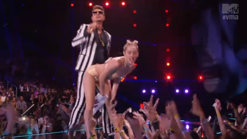 Why Miley Cyrus Crashed and Burned for Me at the #MTVVMAs